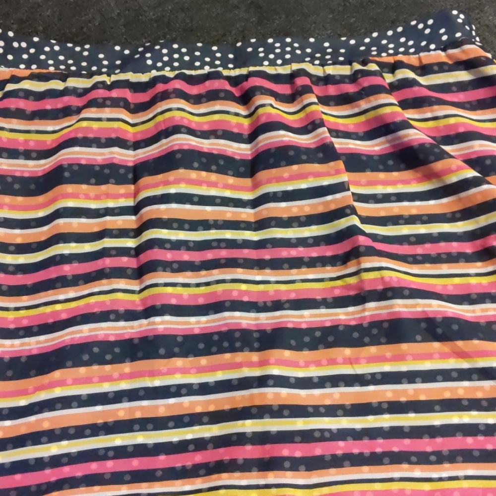 Reversible skirt